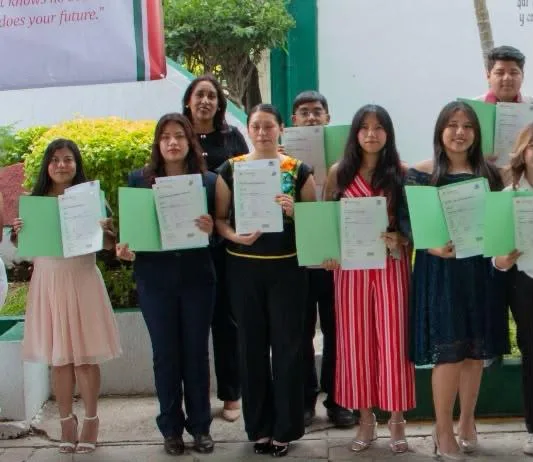 Galería de 6ta entrega de Certificados Cambridge de dominio del idioma Inglés KET A1, PET B1 y FCE B2