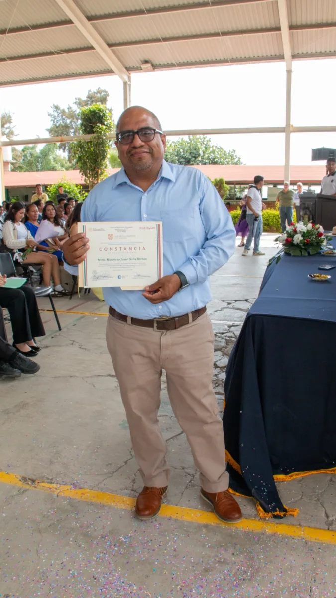 Galería de 6ta entrega de Certificados Cambridge de dominio del idioma Inglés KET A1, PET B1 y FCE B2
